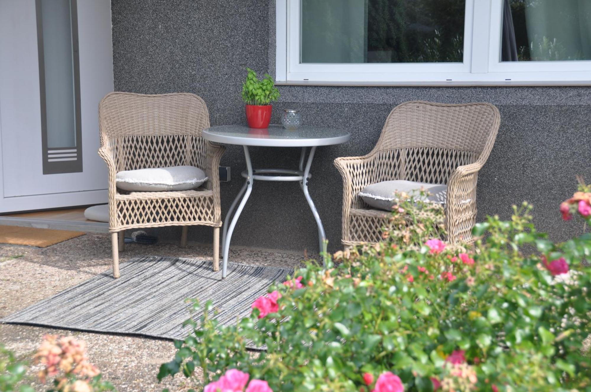 2-Zimmer Wohnung Mit Terrasse, Fernblick, Natur, Ruhig - Marburg Zewnętrze zdjęcie